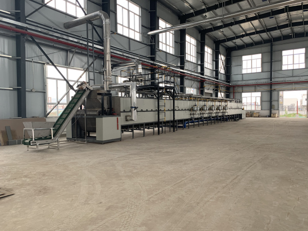 產(chǎn)品用途：工業(yè)粉體焙燒，規(guī)格：25-1.5米燃氣網(wǎng)帶窯